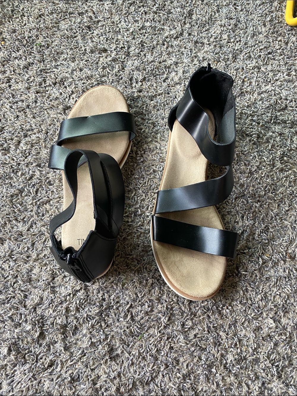 Women’s Black Strappy Back-Zip Sandals